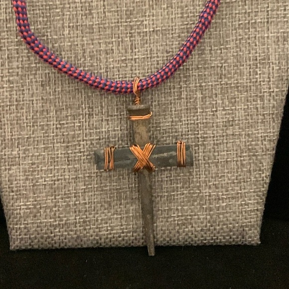 ♥️ Sale 3for$15! Copper Tone Wire Wrapped Stone Cross on a Pink/Purple Cord 32” - Picture 2 of 7